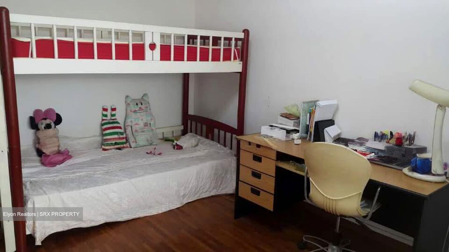 Blk 121 Bukit Batok Central (Bukit Batok), HDB Executive #592000061